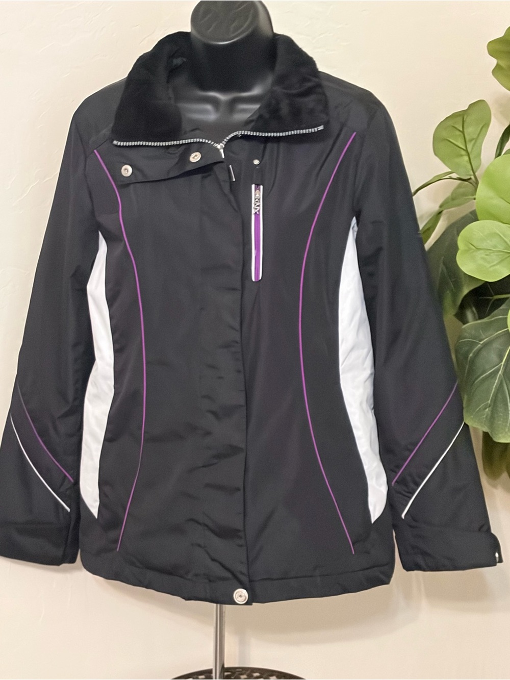 ZeroXposur Black Ski Jacket with White Panels and Purple Accents